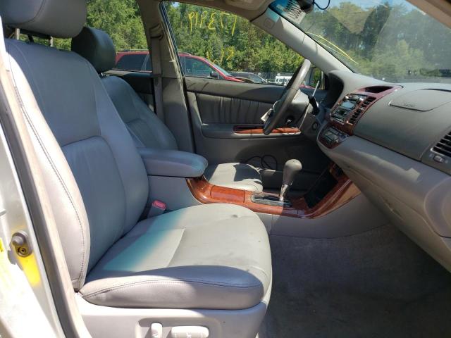 Photo 5 from auction – 2005 TOYOTA CAMRY LE with VIN 4T1BF30K05U106485