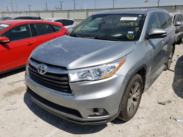 Photo 2 from auction – 2015 TOYOTA HIGHLANDER with VIN 5TDKKRFH9FS042533