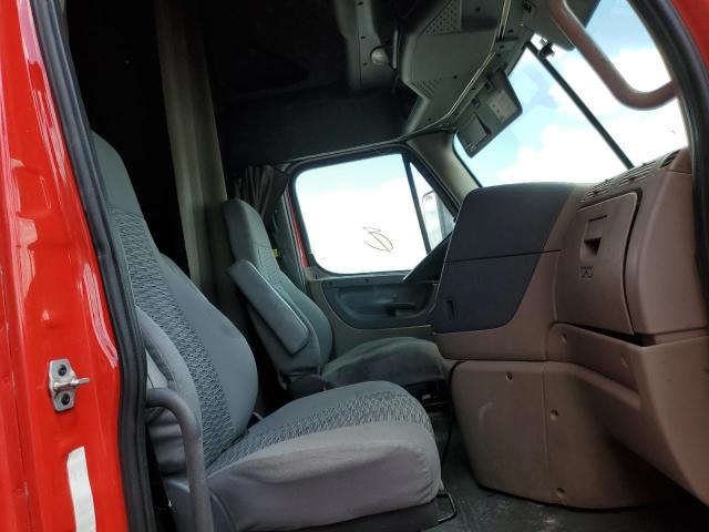 Photo 5 from auction – 2015 FREIGHTLINER CASCADIA 1 with VIN 3AKJGLD52FSGJ1615
