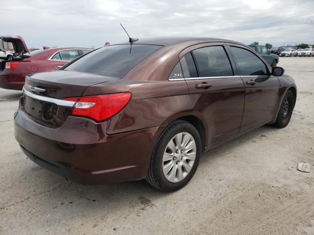 Foto 4 de la subasta – 2013 CHRYSLER 200 LX con VIN 1C3CCBAG8DN770763