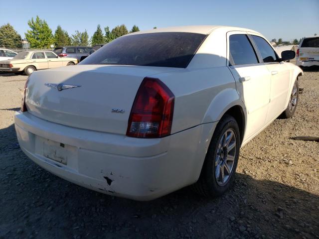 Photo 4 from auction – 2005 CHRYSLER 300 with VIN 2C3JA43R75H627627