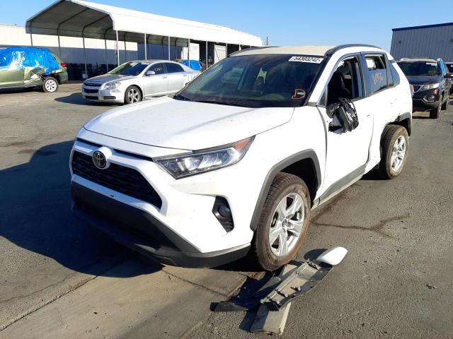 Photo 2 from auction – 2020 TOYOTA RAV4 XLE with VIN 2T3W1RFV7LC046893