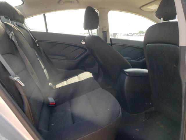 Photo 6 from auction – 2018 KIA FORTE LX with VIN 3KPFK4A78JE236962