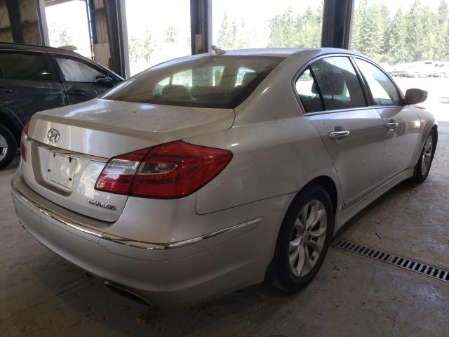 Photo 4 from auction – 2013 HYUNDAI GENESIS 3. with VIN KMHGC4DD0DU227399