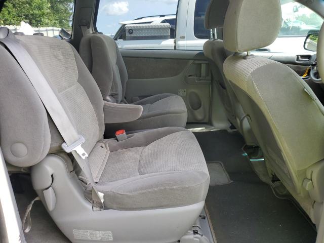 Photo 6 from auction – 2010 TOYOTA SIENNA CE with VIN 5TDKK4CC9AS294013