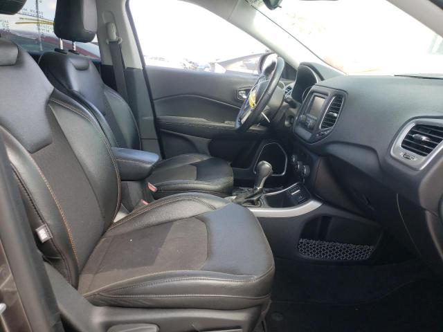 Photo 5 from auction – 2018 JEEP COMPASS LA with VIN 3C4NJCBBXJT286981