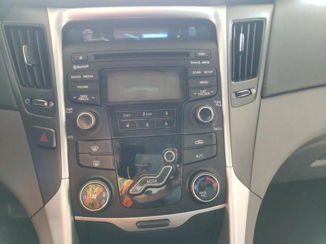 Photo 9 from auction – 2013 HYUNDAI SONATA with VIN 5NPEB4AC3DH810716