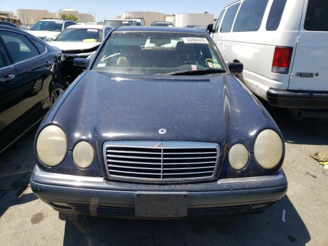 Photo 9 from auction – 1996 MERCEDES-BENZ E 320 with VIN WDBJF55F7TJ023365