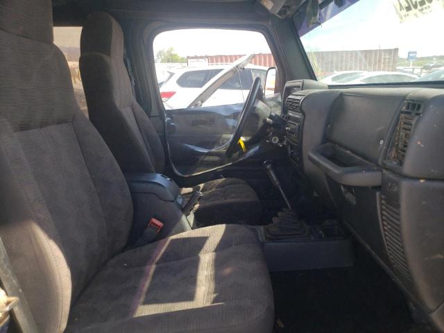 Photo 5 from auction – 2004 JEEP WRANGLER X with VIN 1J4FA39S14P716927