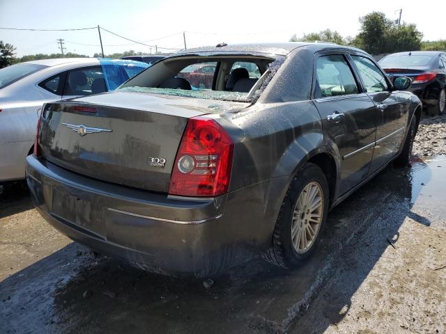Photo 4 from auction – 2010 CHRYSLER 300 TOURIN with VIN 2C3CA5CV9AH230362