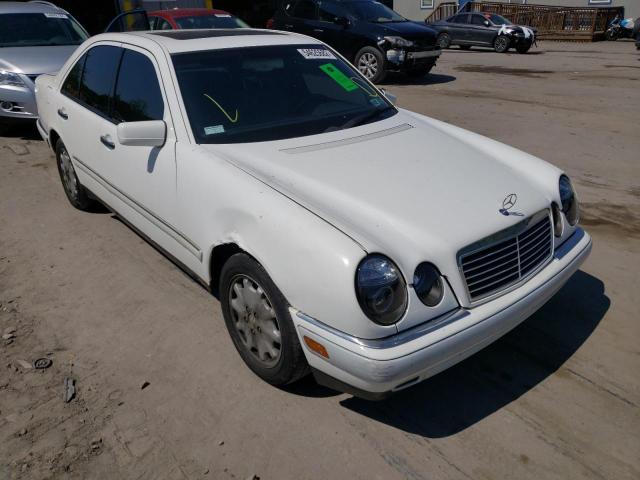 MERCEDES-BENZ E 320 1996 with VIN WDBJF55FXTJ016572 - Photo from auction