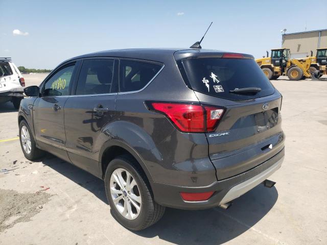 Photo 3 from auction – 2019 FORD ESCAPE SE with VIN 1FMCU0GD3KUA53437