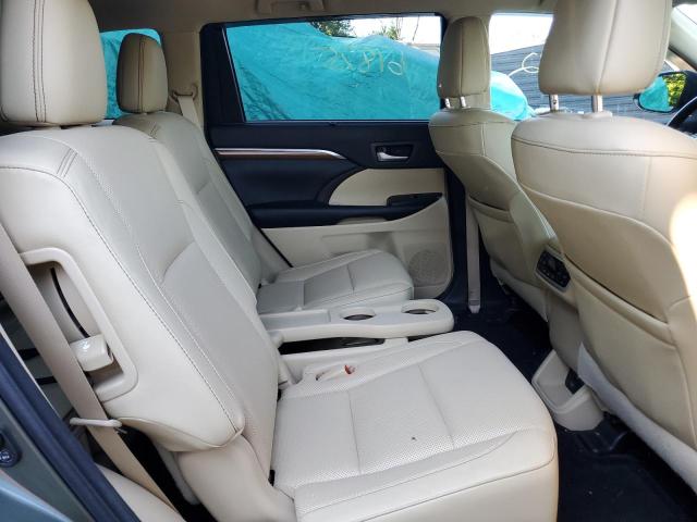 Photo 6 from auction – 2017 TOYOTA HIGHLANDER with VIN 5TDDZRFH6HS436577