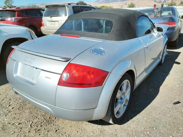 Photo 4 from auction – 2004 AUDI TT with VIN TRUTC28N241014763