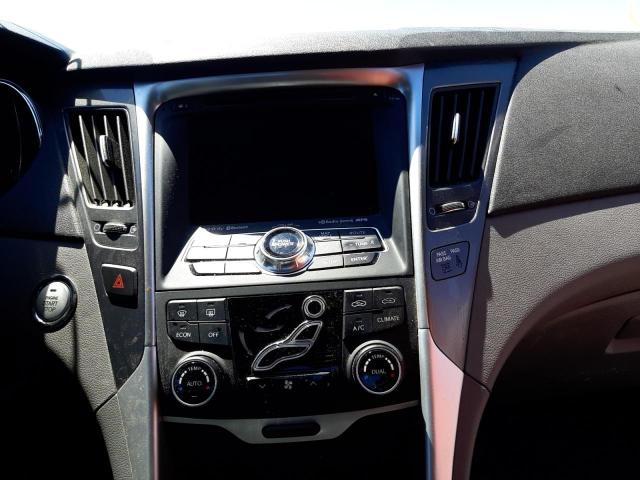 Photo 9 from auction – 2013 HYUNDAI SONATA HYB with VIN KMHEC4A46DA095178