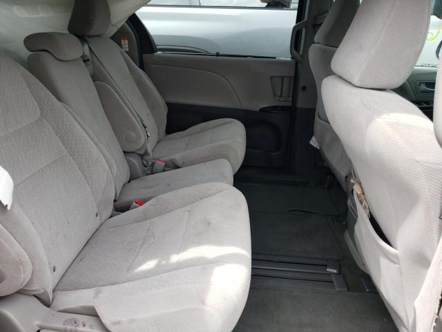 Photo 6 from auction – 2017 TOYOTA SIENNA LE with VIN 5TDKZ3DC9HS819294