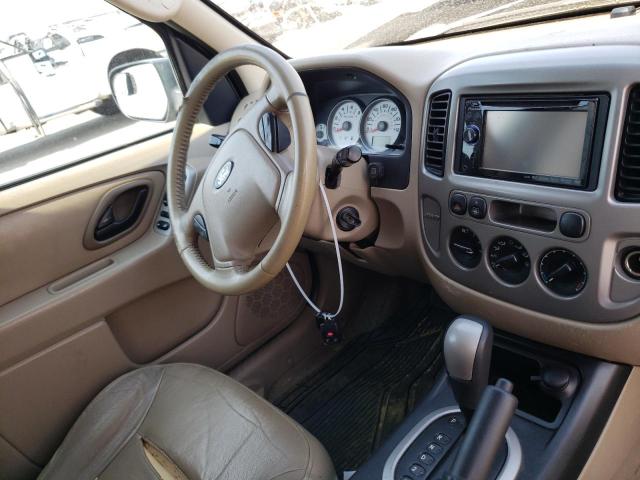 Photo 9 from auction – 2005 FORD ESCAPE XLT with VIN 1FMYU93105KD11032