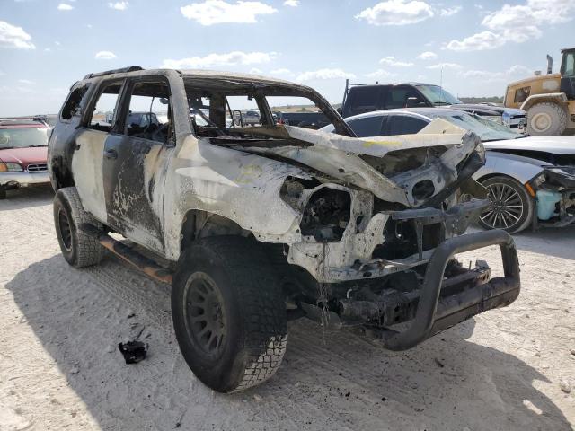 Photo 1 from auction – 2018 TOYOTA 4RUNNER SR with VIN JTEBU5JR3J5512472