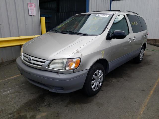 Photo 2 from auction – 2002 TOYOTA SIENNA CE with VIN 4T3ZF19C92U471930