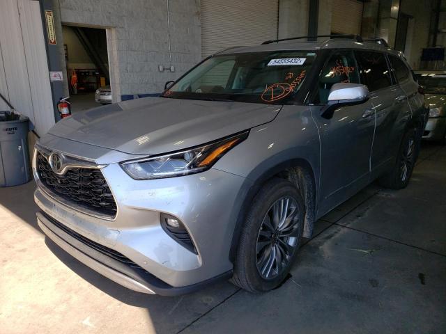 Photo 2 from auction – 2021 TOYOTA HIGHLANDER with VIN 5TDFZRBH1MS146952
