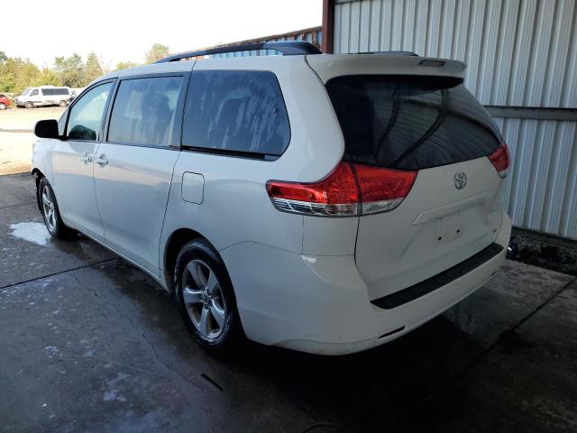 Photo 3 from auction – 2013 TOYOTA SIENNA LE with VIN 5TDKK3DCXDS369850