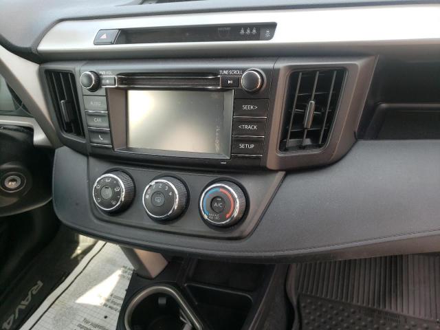 Photo 9 from auction – 2017 TOYOTA RAV4 LE with VIN 2T3BFREV1HW681406