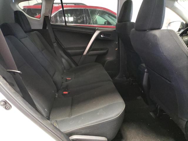 Photo 6 from auction – 2017 TOYOTA RAV4 XLE with VIN JTMRFREV8HJ110458