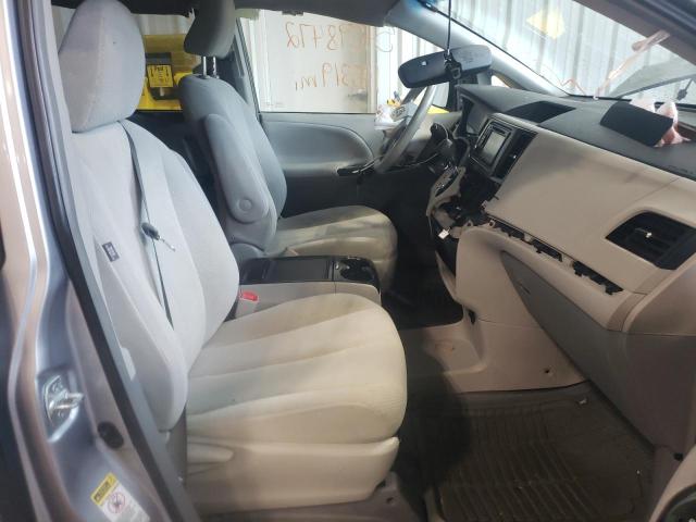 Photo 5 from auction – 2013 TOYOTA SIENNA LE with VIN 5TDKK3DC4DS314505