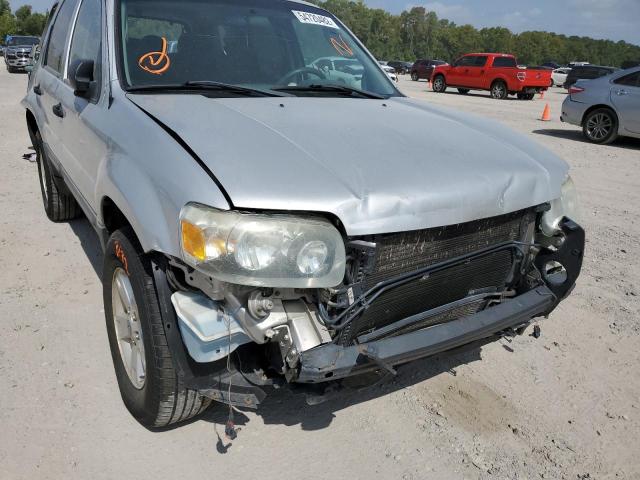 Photo 9 from auction – 2005 FORD ESCAPE XLT with VIN 1FMCU93135KD43399