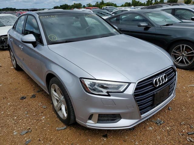 AUDI A3 PREMIUM 2017 с VIN WAUAUGFFXH1054714 - Фото с аукциона