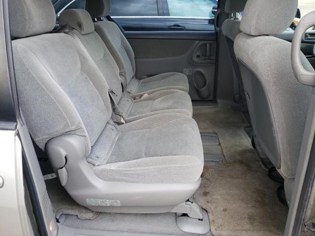 Photo 6 from auction – 2004 TOYOTA SIENNA CE with VIN 5TDZA23C54S213941