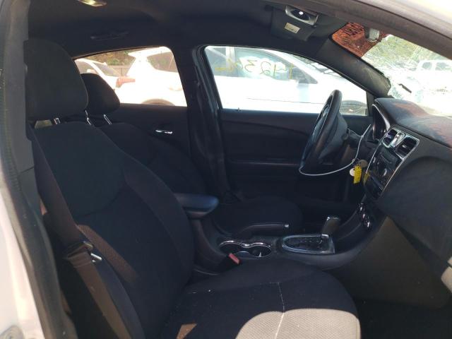 Photo 5 from auction – 2014 CHRYSLER 200 LX with VIN 1C3CCBAB6EN210584