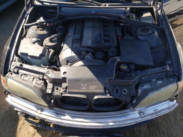 Photo 7 from auction – 2004 BMW 325 I with VIN WBAET37464NJ81733