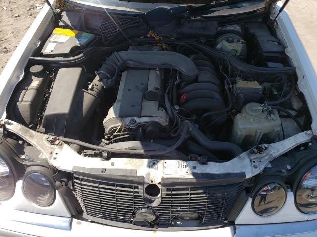 Photo 7 from auction – 1996 MERCEDES-BENZ E 320 with VIN WDBJF55FXTJ016572