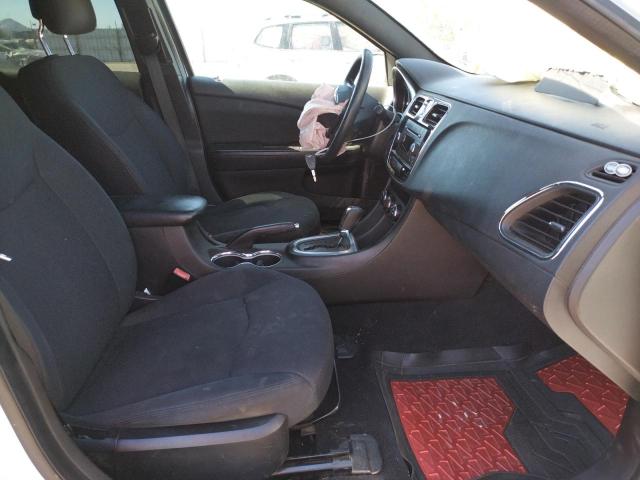 Photo 5 from auction – 2014 CHRYSLER 200 LX with VIN 1C3CCBAB6EN230625