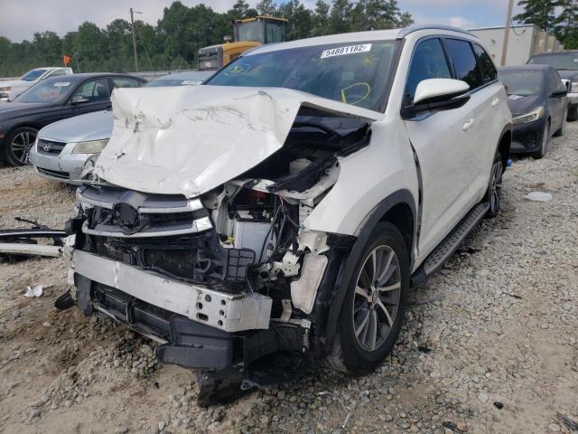 Photo 2 from auction – 2017 TOYOTA HIGHLANDER with VIN 5TDKZRFH0HS523754