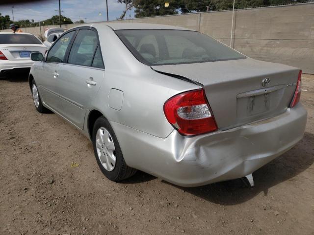 Photo 3 from auction – 2004 TOYOTA CAMRY LE with VIN JTDBE32K640247586