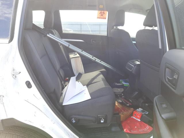 Photo 6 from auction – 2018 TOYOTA HIGHLANDER with VIN 5TDZZRFH2JS257853