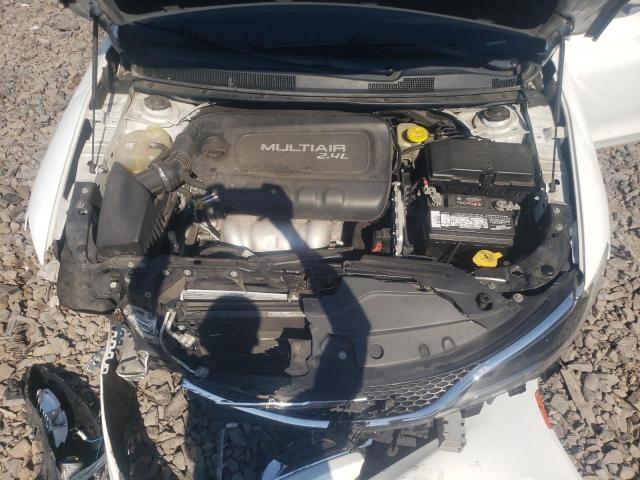 Photo 7 from auction – 2015 CHRYSLER 200 LIMITE with VIN 1C3CCCAB7FN527801