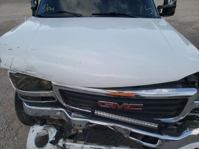 Photo 7 from auction – 2003 GMC NEW SIERRA with VIN 1GTJC33103F129388