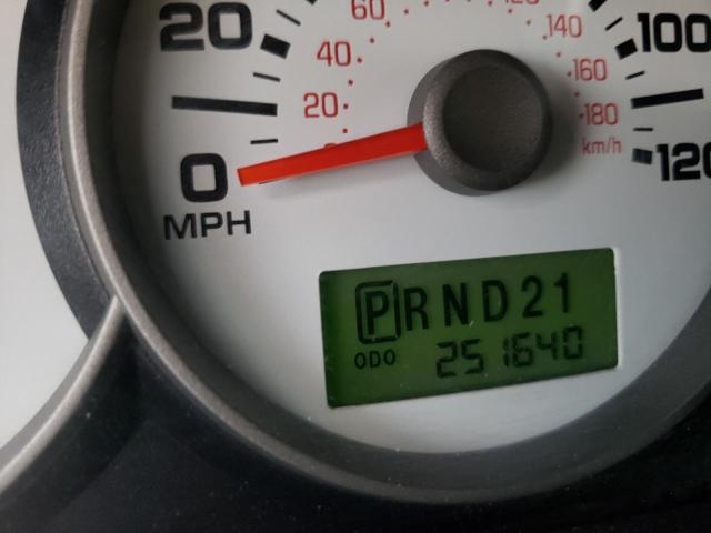 Photo 8 from auction – 2005 FORD ESCAPE XLT with VIN 1FMYU93105KD11032