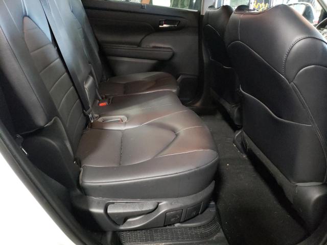 Photo 6 from auction – 2022 TOYOTA HIGHLANDER with VIN 5TDHBRCH2NS547116