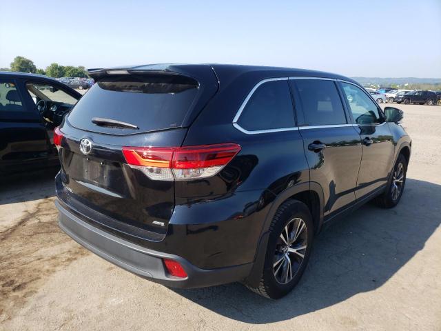 Photo 4 from auction – 2017 TOYOTA HIGHLANDER with VIN 5TDBZRFHXHS442325
