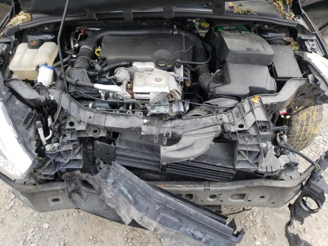 Photo 7 from auction – 2015 FORD FOCUS SE with VIN 1FADP3KE1FL285635