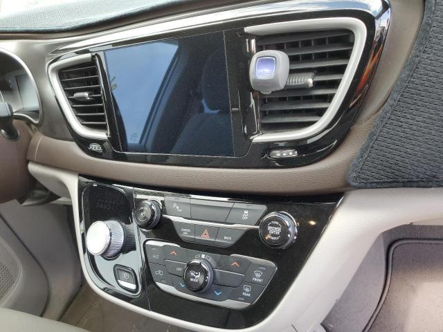 Photo 9 from auction – 2017 CHRYSLER PACIFICA T with VIN 2C4RC1DG0HR552241