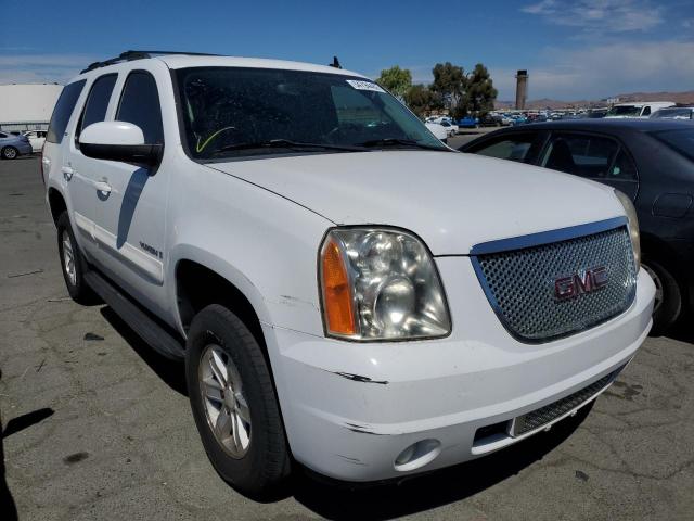 GMC YUKON 2008 with VIN 1GKFC13028J185083 - Photo from auction