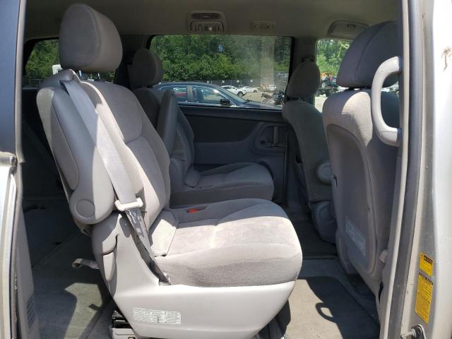 Photo 6 from auction – 2004 TOYOTA SIENNA CE with VIN 5TDZA23C04S189323