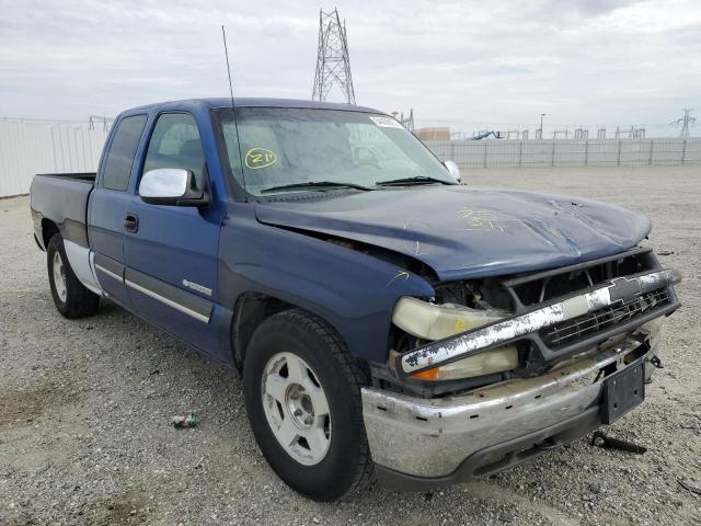 CHEVROLET SILVERADO 2000 with VIN 1GCEC19T3YZ323871 - Photo from auction