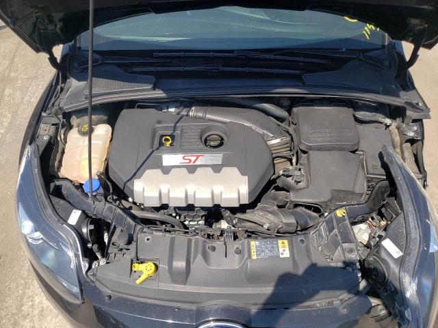 Photo 7 from auction – 2014 FORD FOCUS ST with VIN 1FADP3L96EL292936