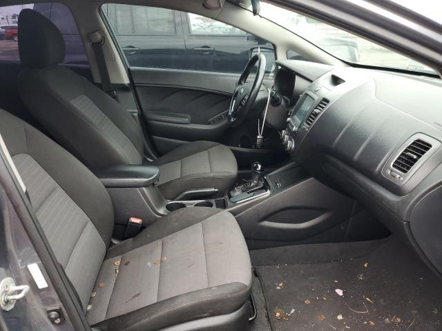 Photo 5 from auction – 2017 KIA FORTE LX with VIN 3KPFL4A78HE151708